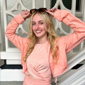 Meet your Posher, Myra